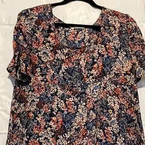 Women’s short sleeve flower print blouse